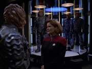 extant_StarTrek_VOY_7x09_7x10-FleshAndBlood_6722.jpg