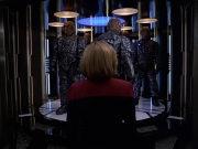 extant_StarTrek_VOY_7x09_7x10-FleshAndBlood_6729.jpg