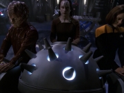 Filename=extant_StarTrek_VOY_7x09_7x10-FleshAndBlood_6756.jpg
Filesize=148KiB
Dimensions=1200x900
Date added=Jan 13, 2020 extant_StarTrek_VOY_7x09_7x10-FleshAndBlood_6756.jpg