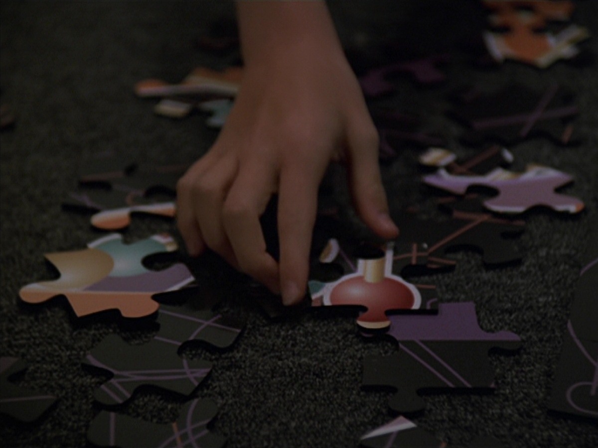 extant_StarTrek_VOY_7x11-Shattered_0011.jpg