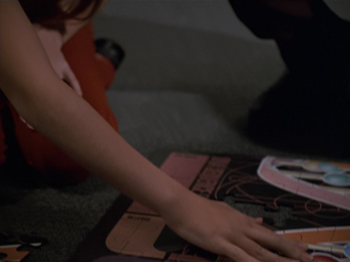 extant_StarTrek_VOY_7x11-Shattered_0020.jpg