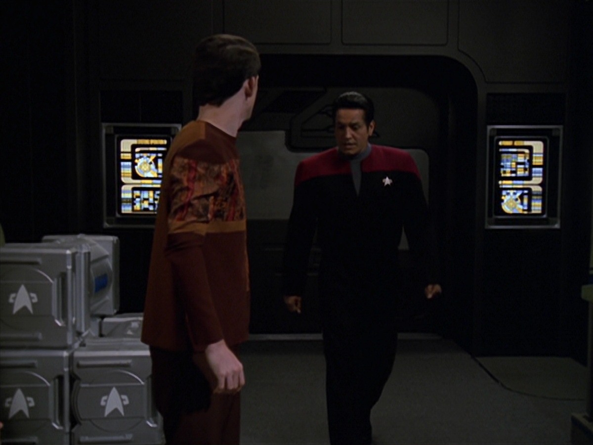 extant_StarTrek_VOY_7x11-Shattered_0052.jpg