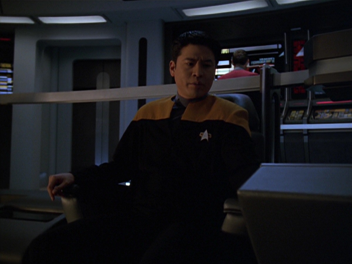 extant_StarTrek_VOY_7x11-Shattered_0192.jpg