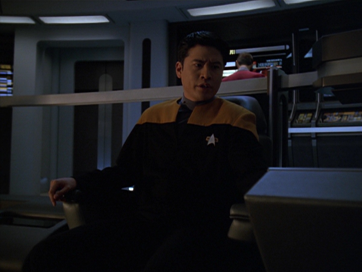 extant_StarTrek_VOY_7x11-Shattered_0194.jpg