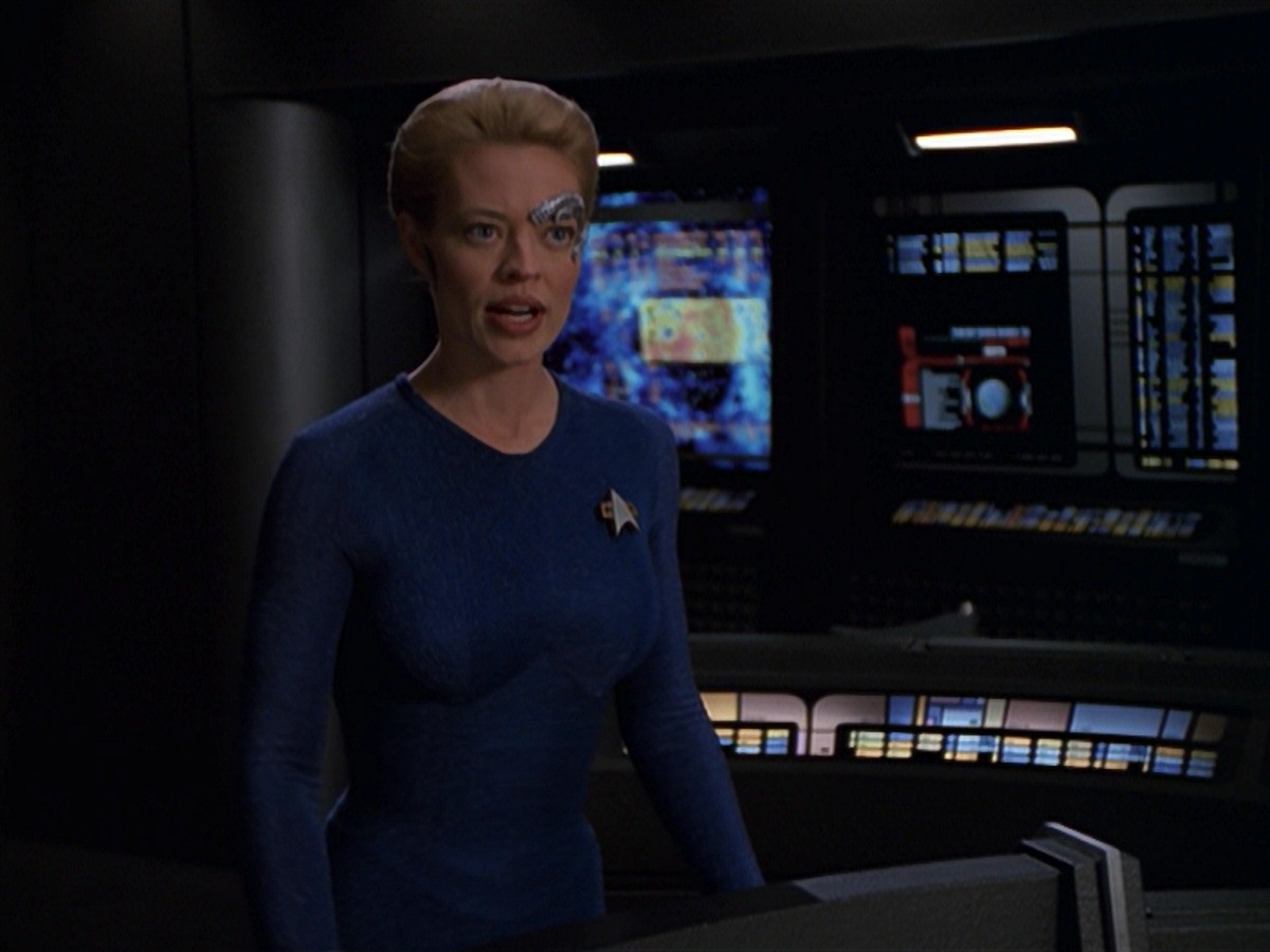 extant_StarTrek_VOY_7x11-Shattered_0223.jpg