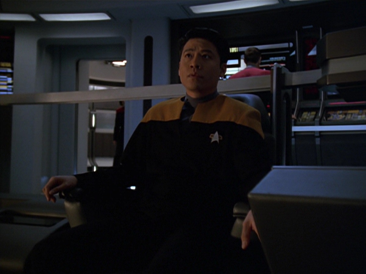 extant_StarTrek_VOY_7x11-Shattered_0231.jpg
