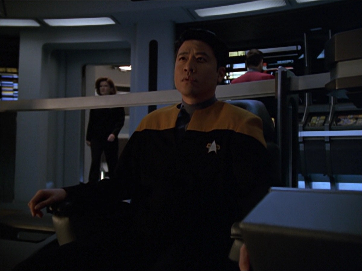 extant_StarTrek_VOY_7x11-Shattered_0233.jpg
