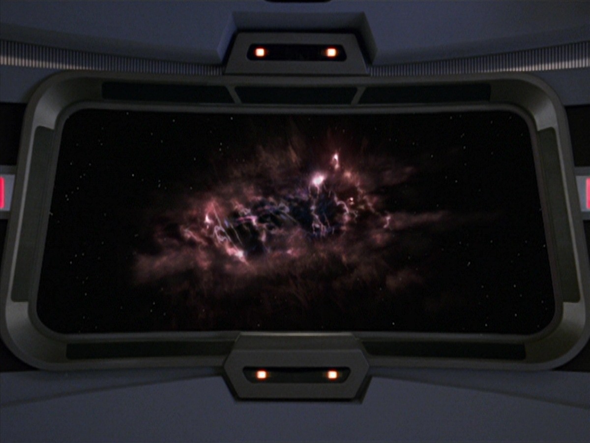 extant_StarTrek_VOY_7x11-Shattered_0240.jpg