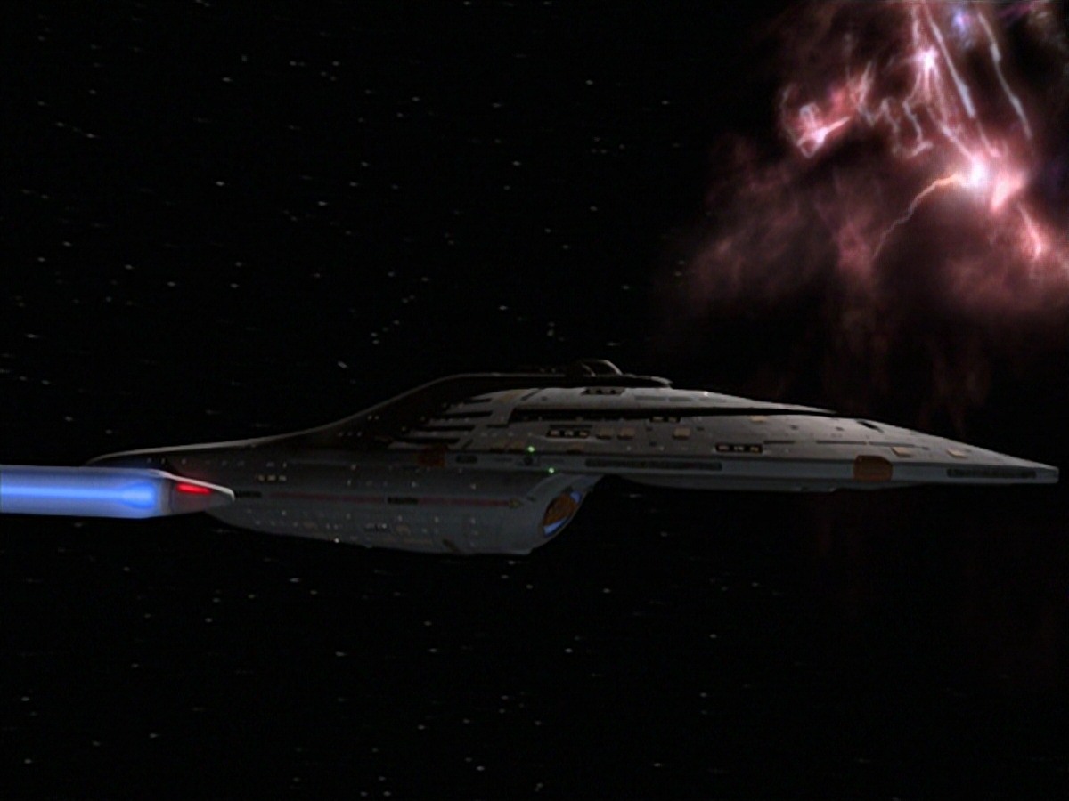 extant_StarTrek_VOY_7x11-Shattered_0255.jpg