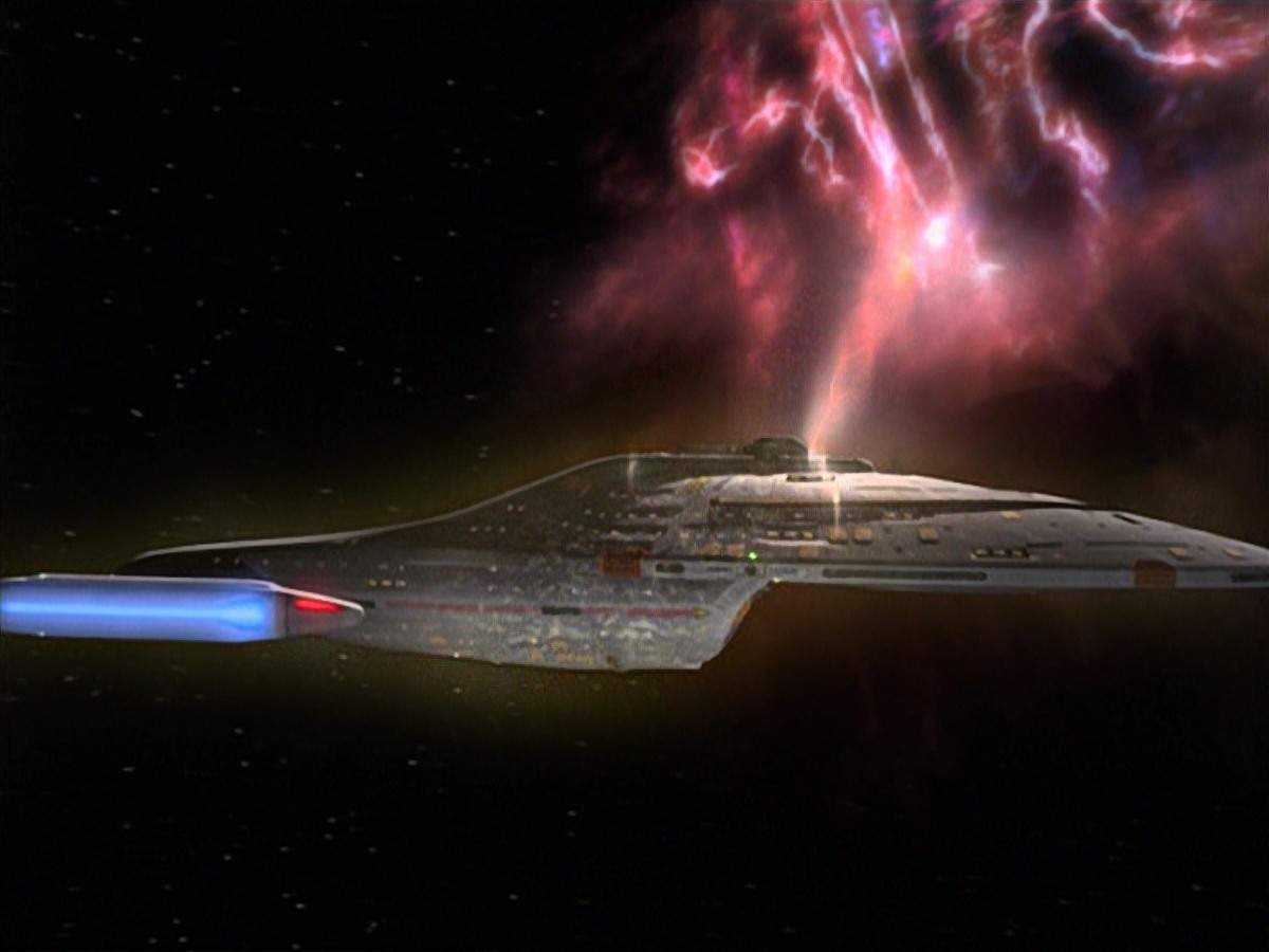 extant_StarTrek_VOY_7x11-Shattered_0257.jpg