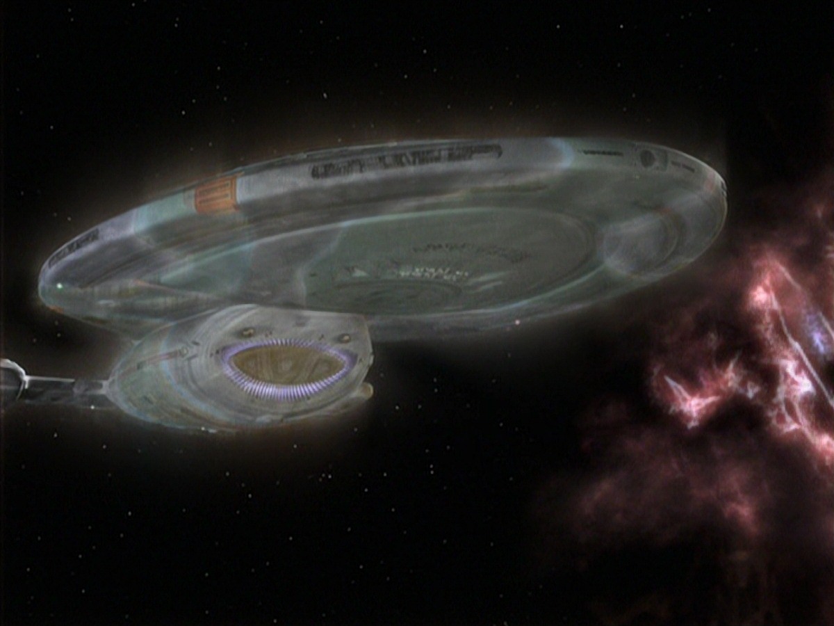extant_StarTrek_VOY_7x11-Shattered_0267.jpg