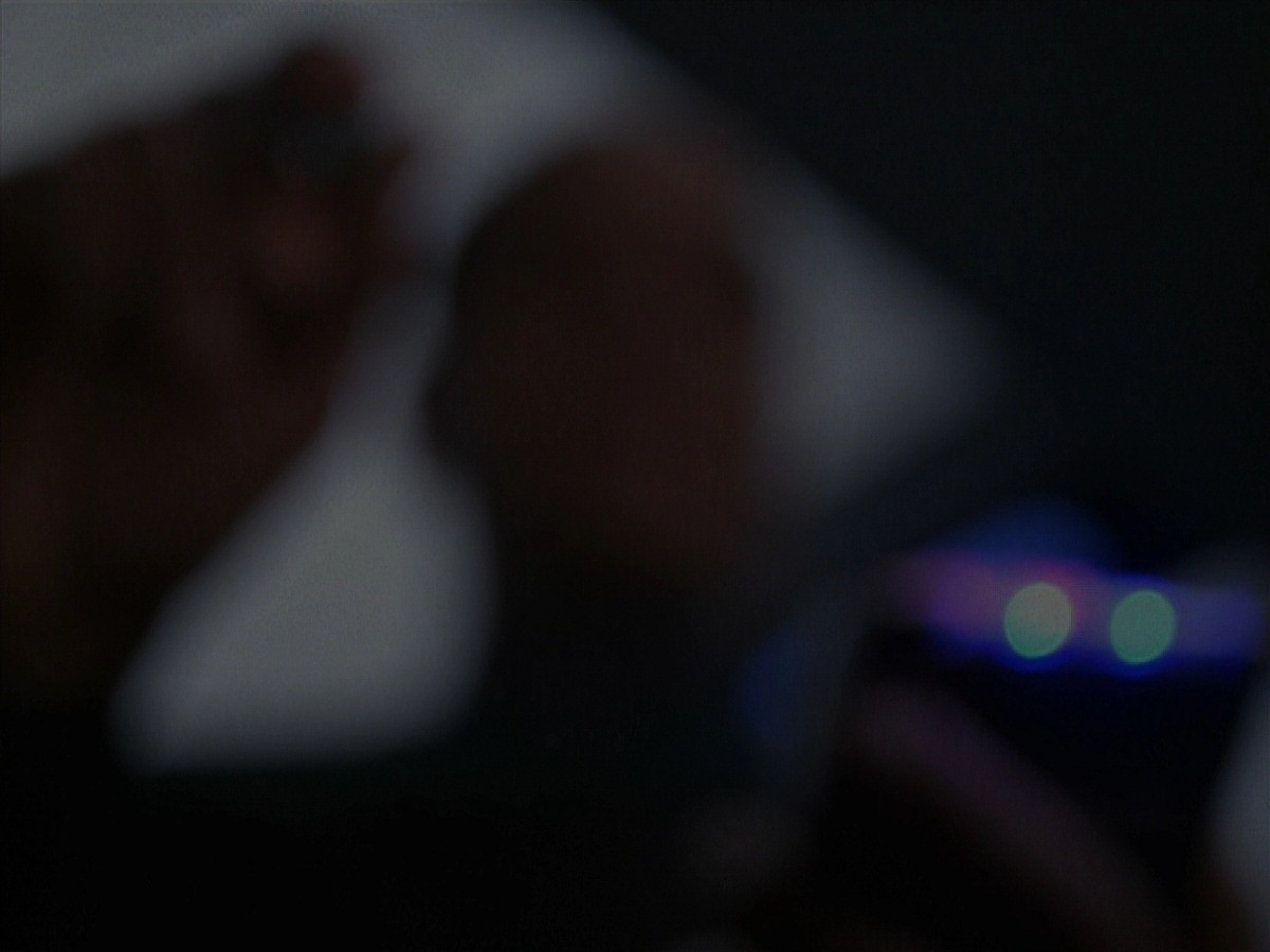 extant_StarTrek_VOY_7x11-Shattered_0437.jpg