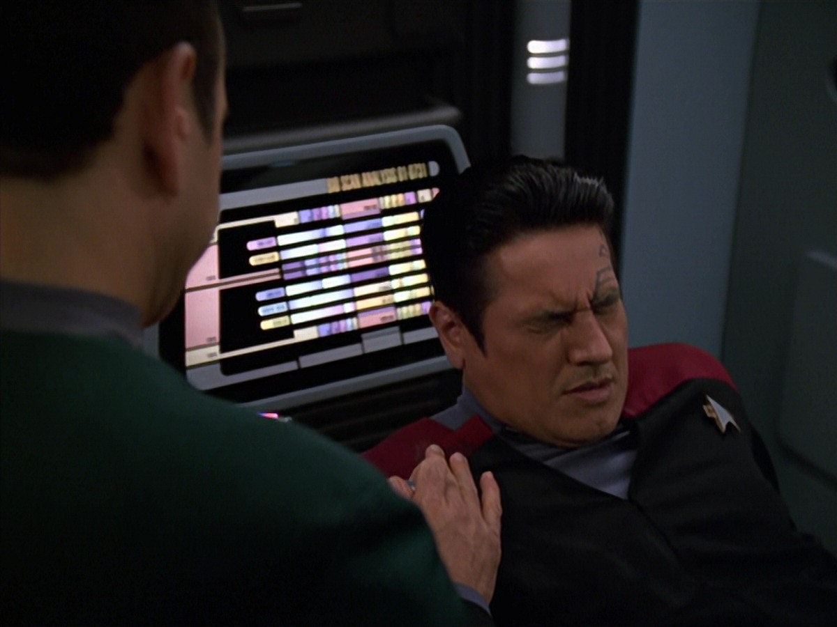 extant_StarTrek_VOY_7x11-Shattered_0448.jpg