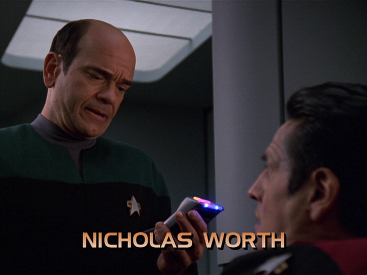 extant_StarTrek_VOY_7x11-Shattered_0463.jpg