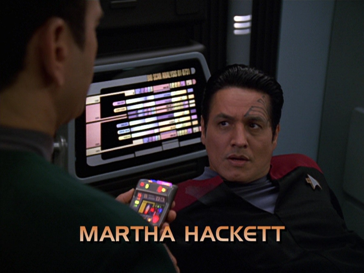 extant_StarTrek_VOY_7x11-Shattered_0469.jpg
