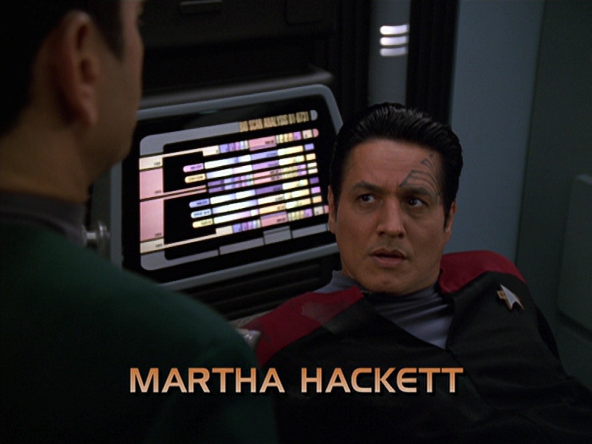 extant_StarTrek_VOY_7x11-Shattered_0471.jpg