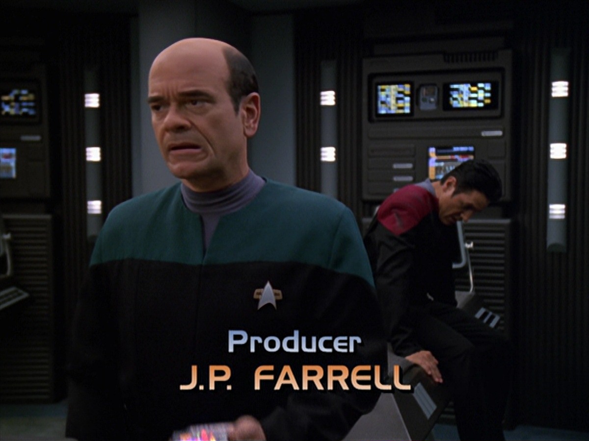 extant_StarTrek_VOY_7x11-Shattered_0510.jpg