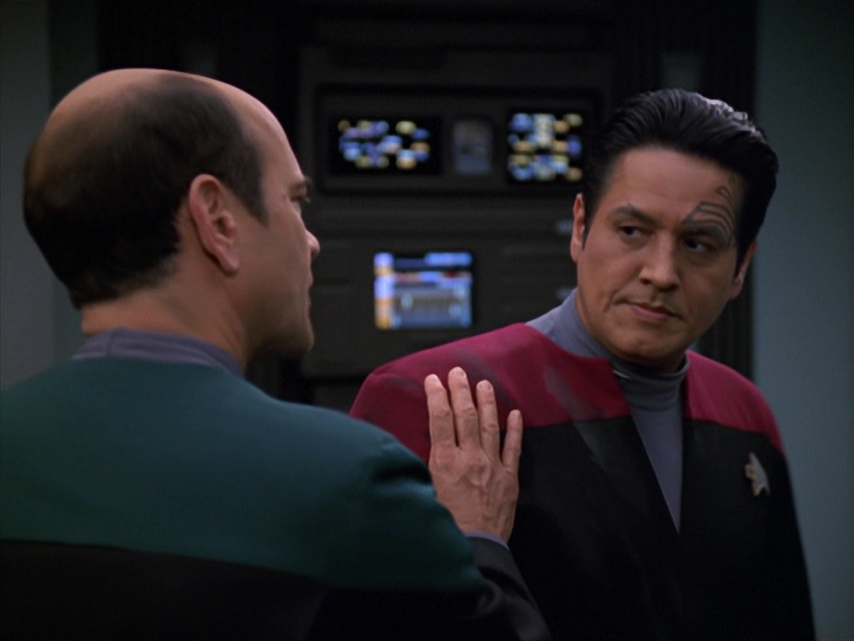 extant_StarTrek_VOY_7x11-Shattered_0527.jpg