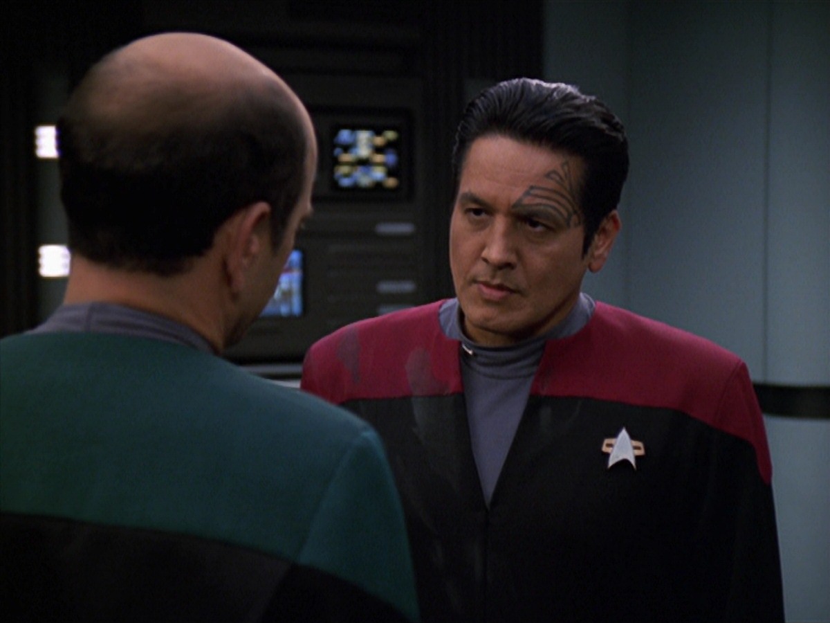 extant_StarTrek_VOY_7x11-Shattered_0531.jpg