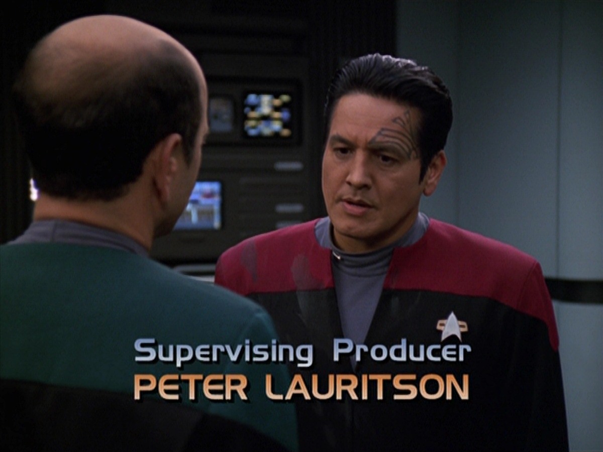 extant_StarTrek_VOY_7x11-Shattered_0536.jpg