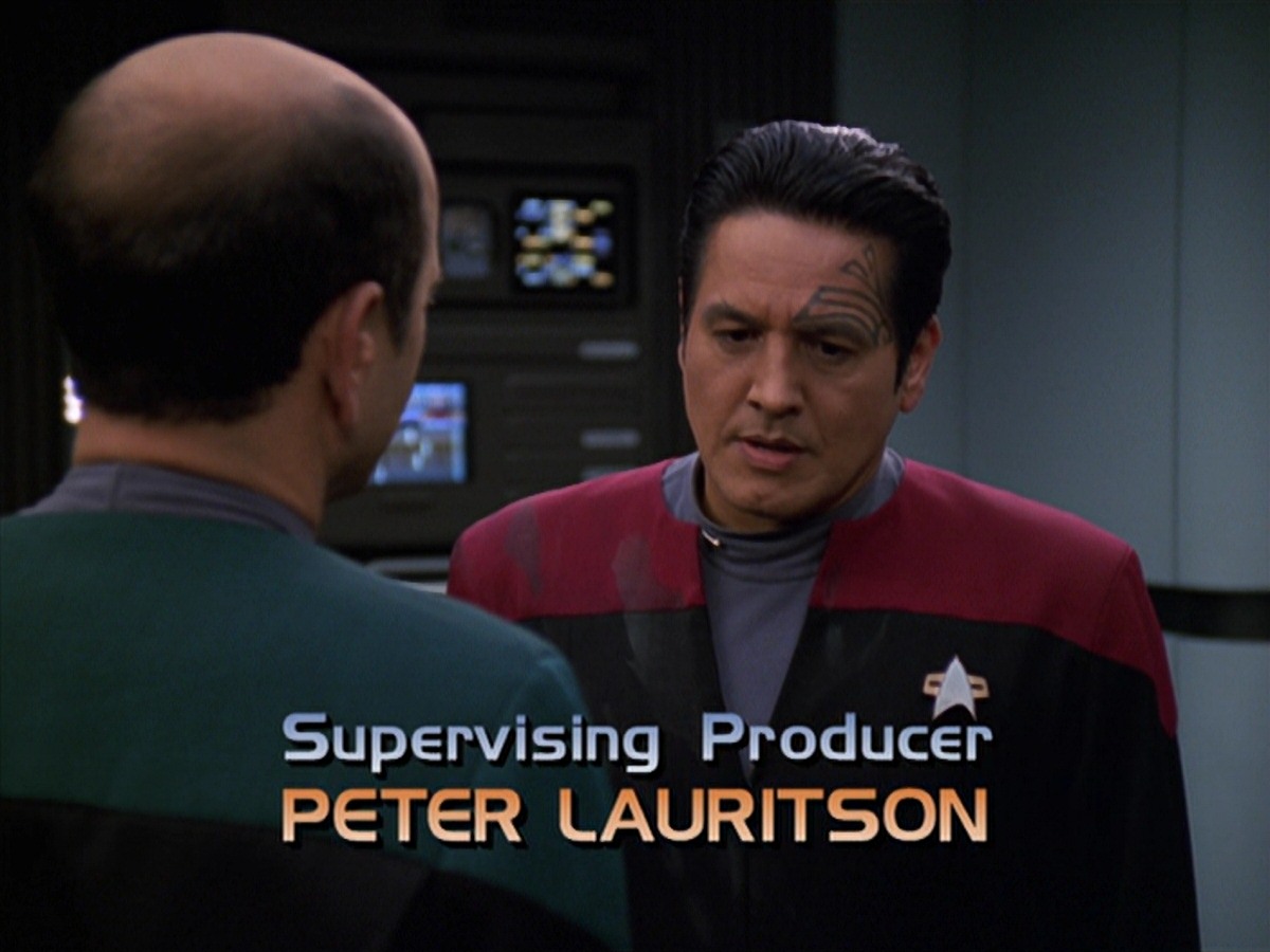 extant_StarTrek_VOY_7x11-Shattered_0537.jpg