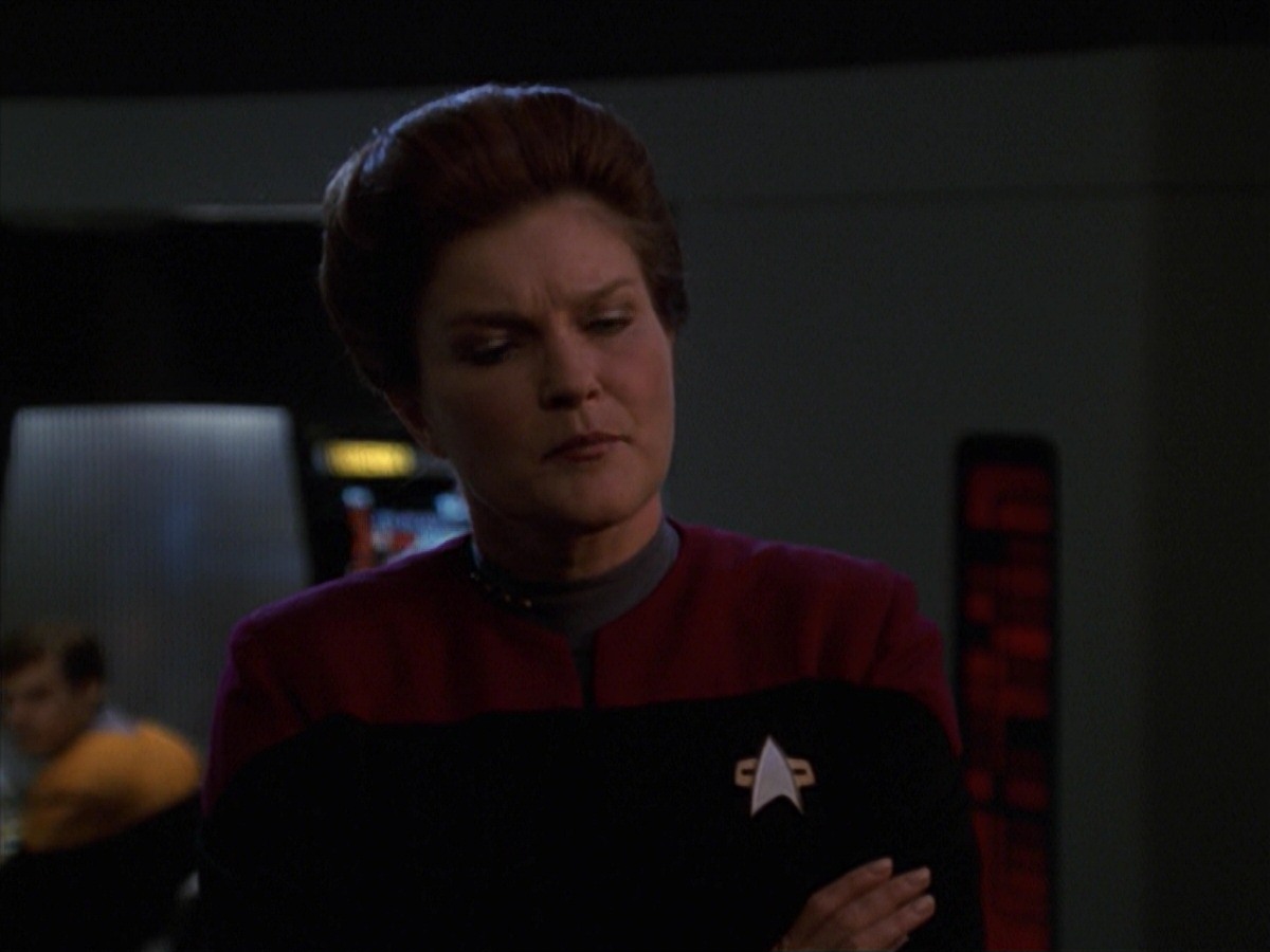 extant_StarTrek_VOY_7x11-Shattered_0641.jpg