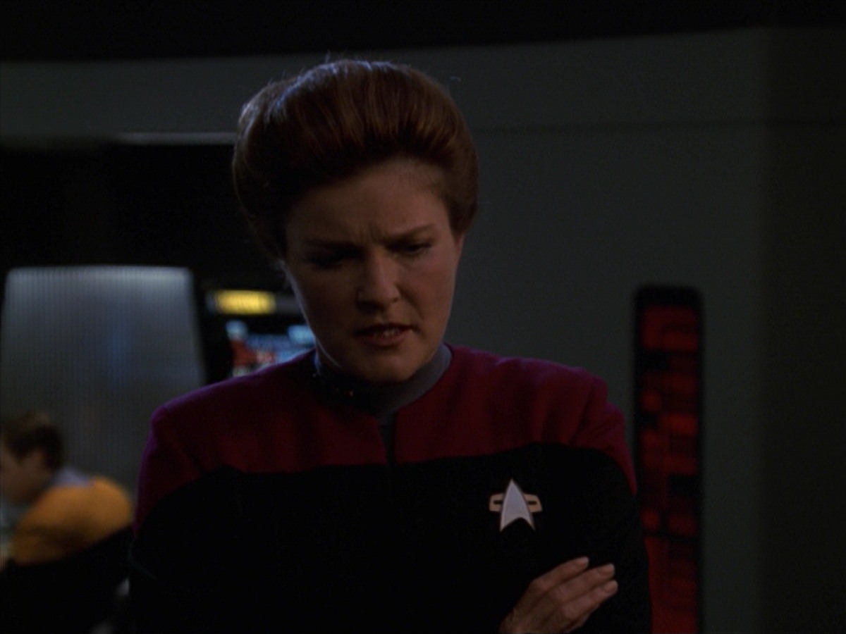 extant_StarTrek_VOY_7x11-Shattered_0647.jpg