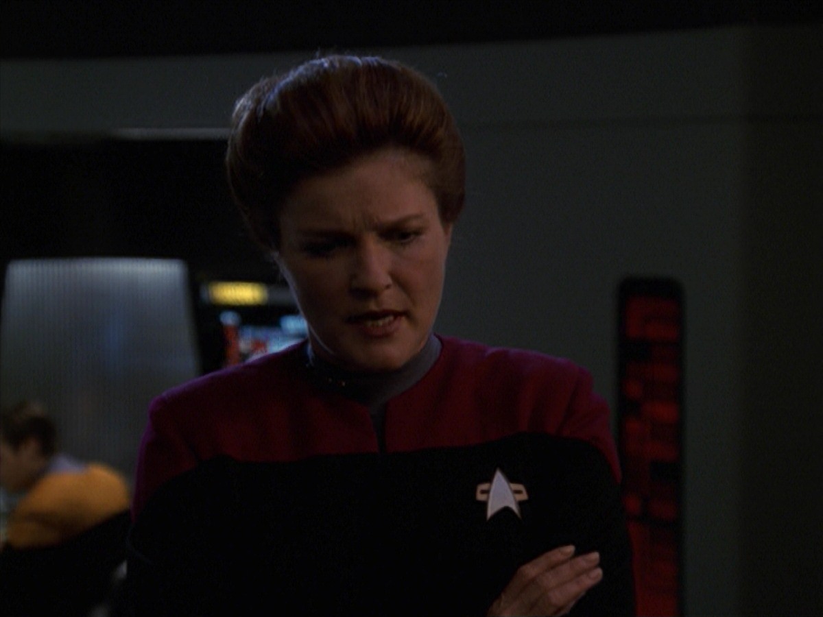 extant_StarTrek_VOY_7x11-Shattered_0649.jpg