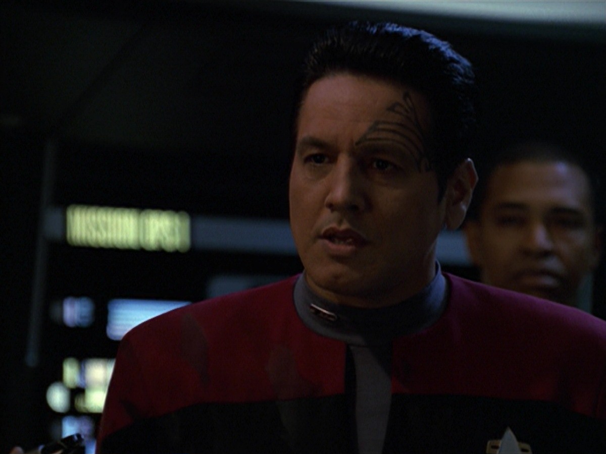 extant_StarTrek_VOY_7x11-Shattered_0655.jpg