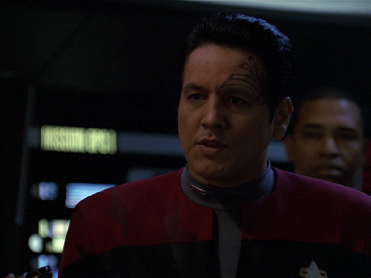 extant_StarTrek_VOY_7x11-Shattered_0656.jpg