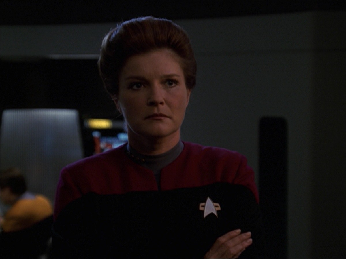 extant_StarTrek_VOY_7x11-Shattered_0664.jpg