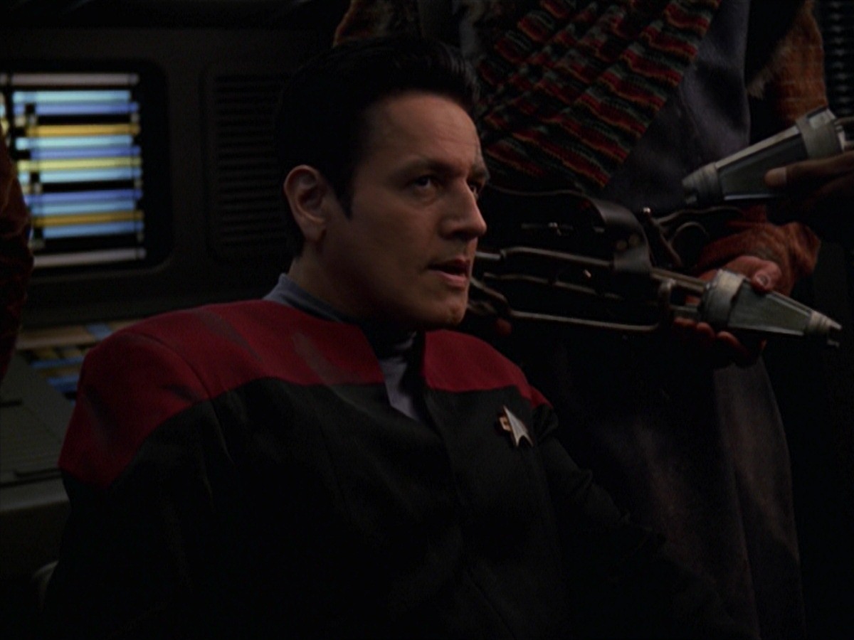 extant_StarTrek_VOY_7x11-Shattered_0793.jpg