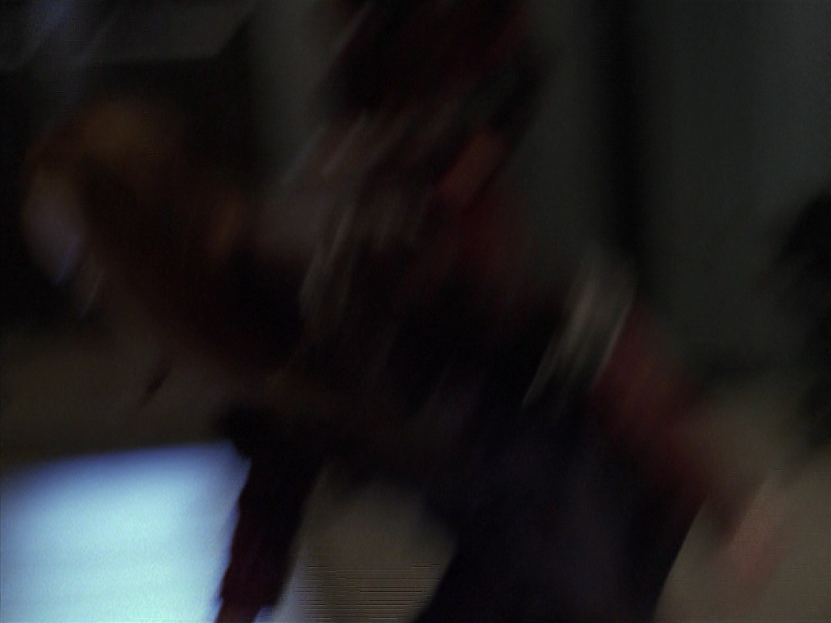 extant_StarTrek_VOY_7x11-Shattered_0824.jpg