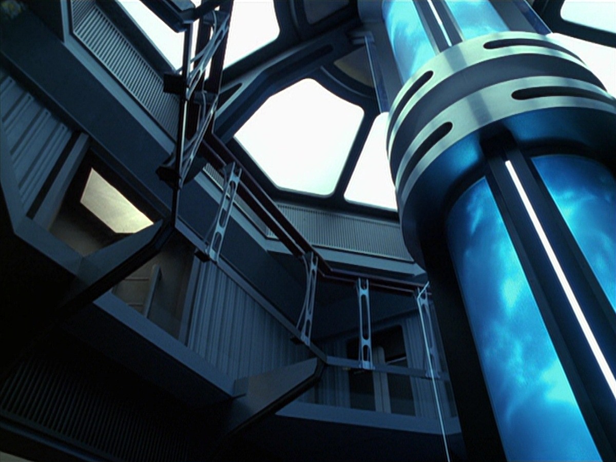 extant_StarTrek_VOY_7x11-Shattered_0848.jpg