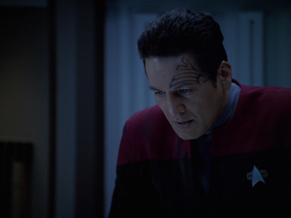extant_StarTrek_VOY_7x11-Shattered_0865.jpg