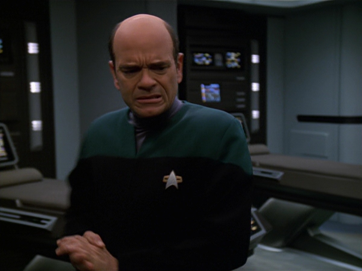 extant_StarTrek_VOY_7x11-Shattered_0873.jpg