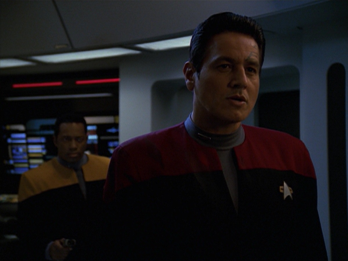 extant_StarTrek_VOY_7x11-Shattered_1034.jpg