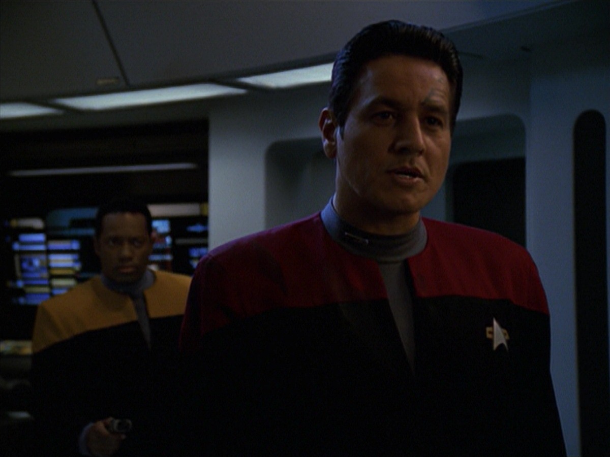 extant_StarTrek_VOY_7x11-Shattered_1045.jpg
