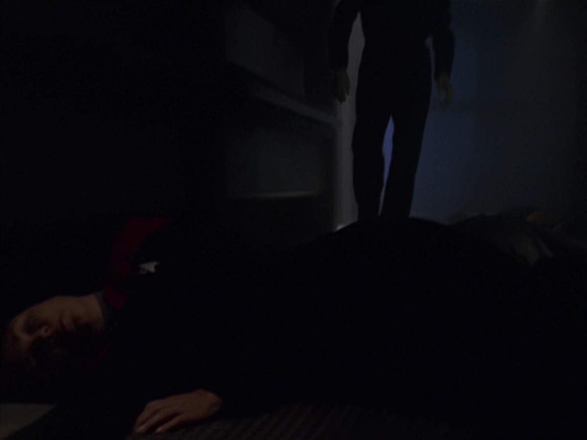 extant_StarTrek_VOY_7x11-Shattered_1329.jpg