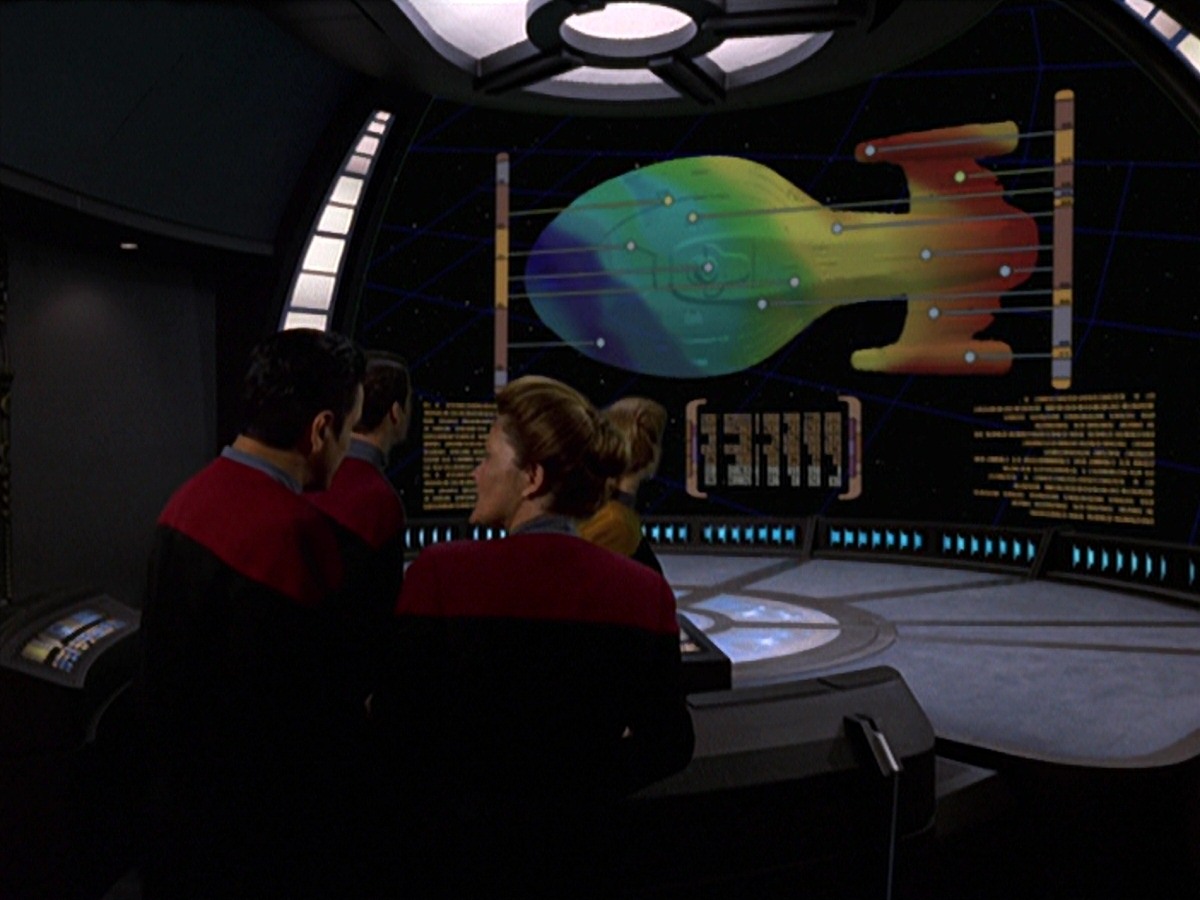 extant_StarTrek_VOY_7x11-Shattered_1420.jpg