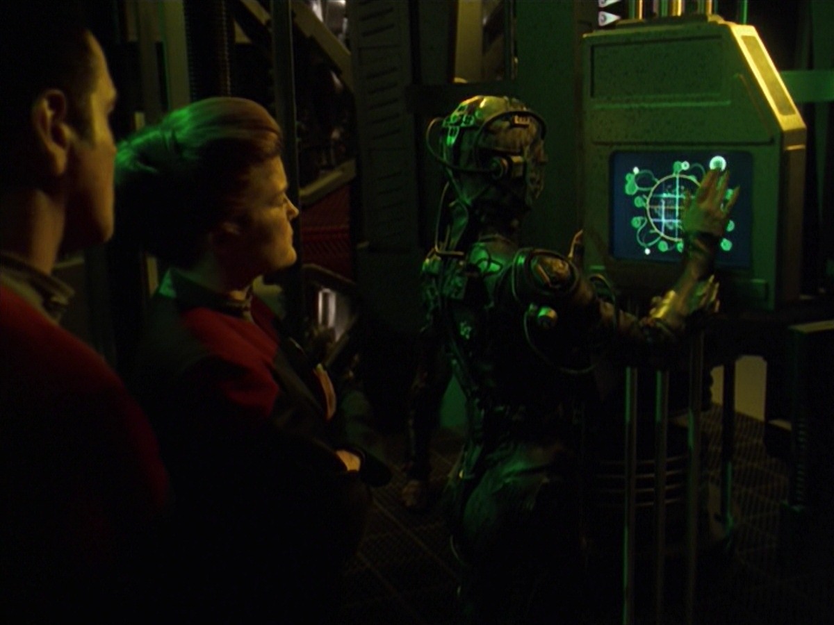 extant_StarTrek_VOY_7x11-Shattered_1589.jpg