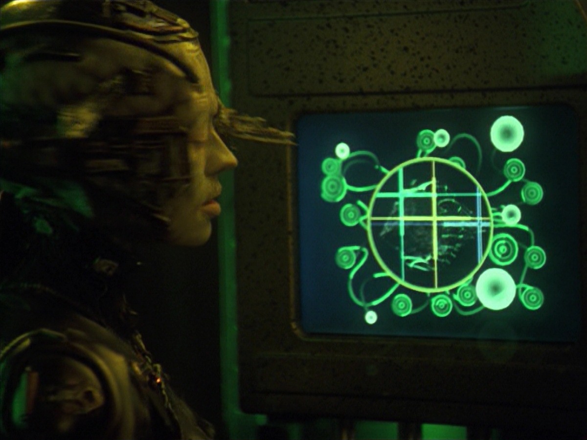 extant_StarTrek_VOY_7x11-Shattered_1600.jpg