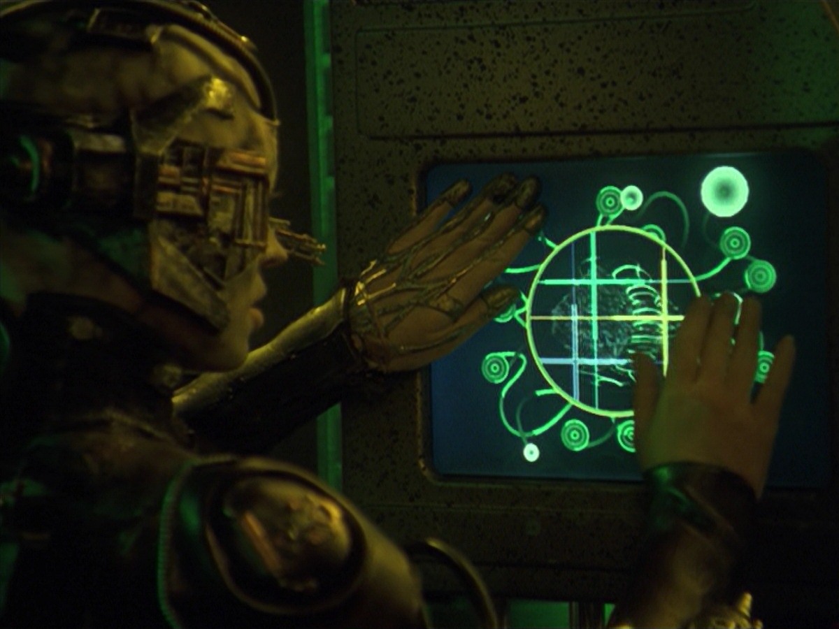 extant_StarTrek_VOY_7x11-Shattered_1602.jpg