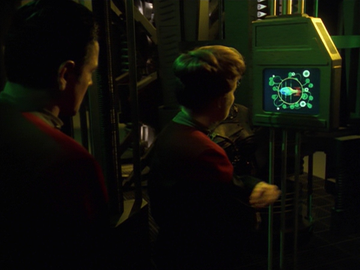 extant_StarTrek_VOY_7x11-Shattered_1612.jpg