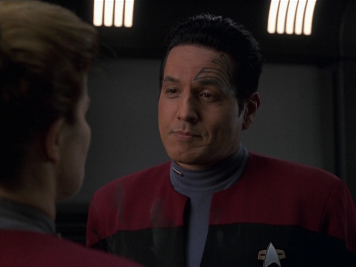 extant_StarTrek_VOY_7x11-Shattered_1772.jpg