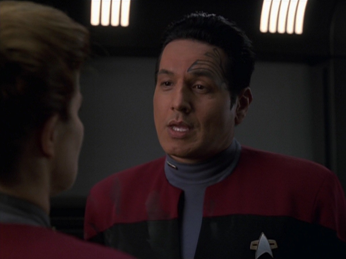 extant_StarTrek_VOY_7x11-Shattered_1775.jpg