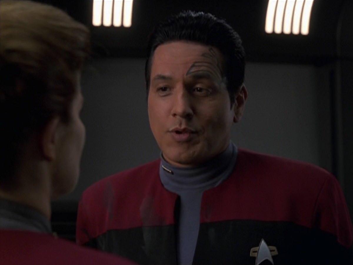 extant_StarTrek_VOY_7x11-Shattered_1776.jpg