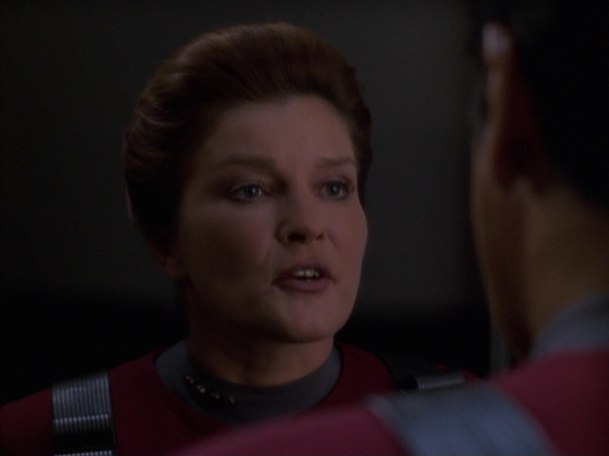 extant_StarTrek_VOY_7x11-Shattered_1991.jpg