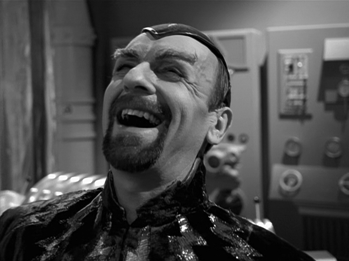 extant_StarTrek_VOY_7x11-Shattered_2167.jpg