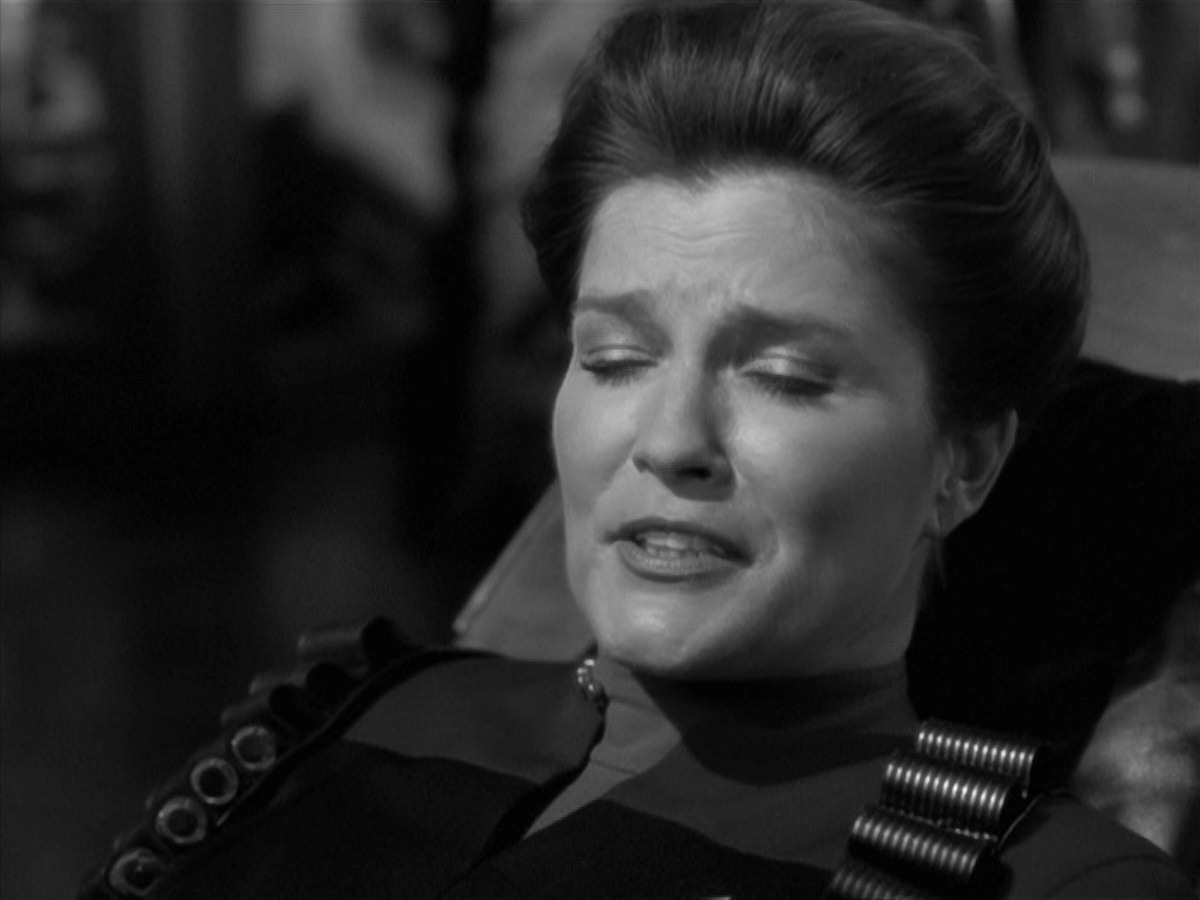extant_StarTrek_VOY_7x11-Shattered_2244.jpg